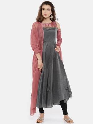 2 pc Set of Grey Kurti and Dupatta 1