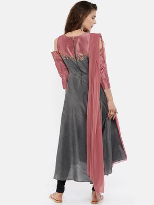 2 pc Set of Grey Kurti and Dupatta 2