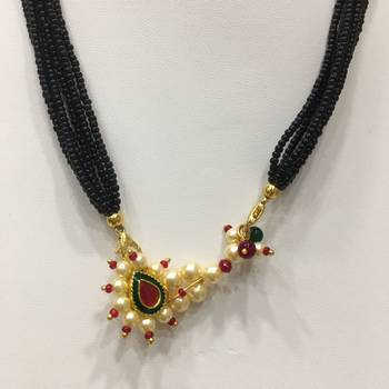 14-Inch Length Chain Golden Nath Pendant Enamal Work Pearls Traditional Black Beads 6 Line Multilayer 2