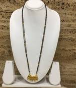 28-Inch Length Chain Golden 5 Laxmi Coin Vati Tanmaniya Pendant Traditional Black & Gold Beads