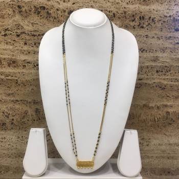 30-Inch Length Gold Plated 5 Lakshmi Coin Pendant With Earrings Black & Gold Mani (Beads) Long Chain 1