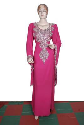 Dark hot pink embroidered georgette islamic kaftan 1