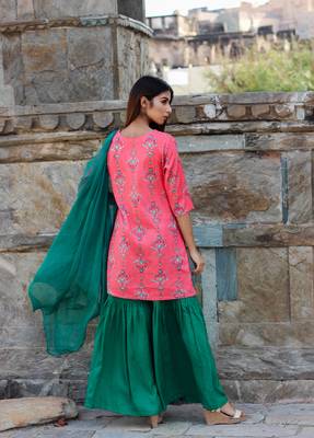 peach pink Kurta with sharara 2