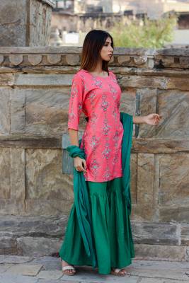 peach pink Kurta with sharara 3