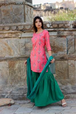 peach pink Kurta with sharara 4