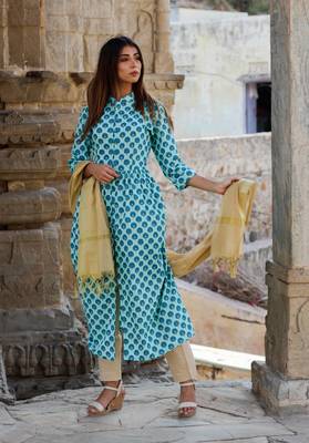Sky blue printed kurta with pants and gold dupatta 5