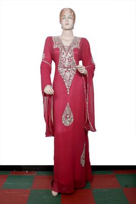 Red embroidered georgette islamic kaftan 1
