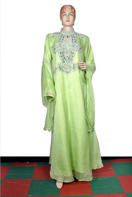 Green embroidered georgette islamic kaftan 1
