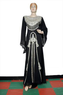 Black embroidered georgette islamic kaftan 1