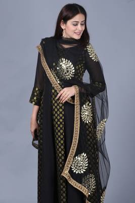Black Gold Georgette Banarsi Floor Length Kurti with Black Mirror Work Paisley Net Dupatta 4
