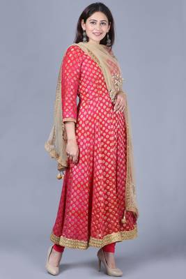 Pink red georgette Banarasi anarkali with leggings and gold mirror paisley net dupatta 2