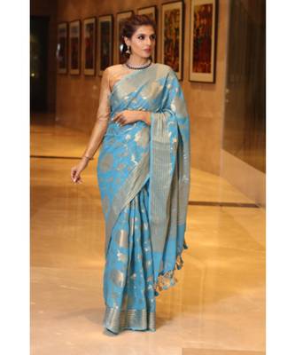 Blue  hand woven Chiffon saree with blouse 2