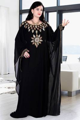 Black embroidered georgette islamic kaftan 1