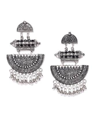 Infuzze Oxidised Silver-Toned & Black Stone-Studded Crescent Shaped Chandbalis 1