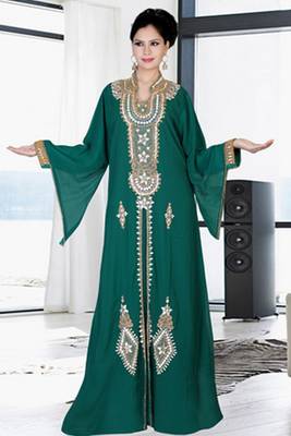 Green embroidered georgette islamic kaftan 1