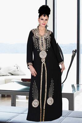 Black embroidered georgette islamic kaftan 1