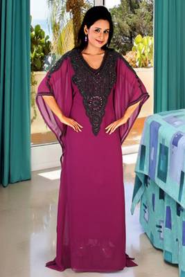 Pink embroidered georgette islamic kaftan 1