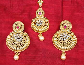 Gold Pearl Drop Chand Bali Earrings with Maang Tikka 1
