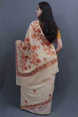 Fawn Colour Kashida Work Saree With Wonderful Designing On Border And Bail Pattern On Pallu. 3