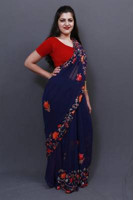 Navy Blue Colour Saree With Dense Aari Jaal On Pallu And Beautiful Flowral Motifs. 2