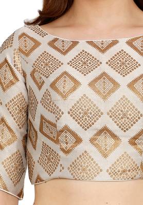 White Banglori Brocade Silk Readymade Padded Blouse 4