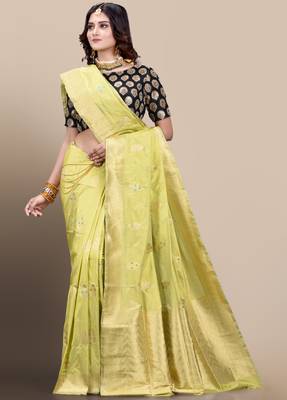 Green woven pure silk saree with blouse 3