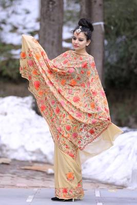 Beige Color Kashmiri Aari Work Embroidered Sarees Enriched With Floral Paisley 1