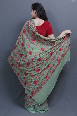 Sea Green Colour Saree With Dense Aari Jaal On Pallu And Flowral Motifs 3