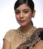 Soname Neckpiece With Studs