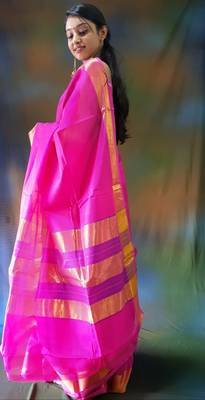 Pink hand woven silk cotton saree with blouse 2