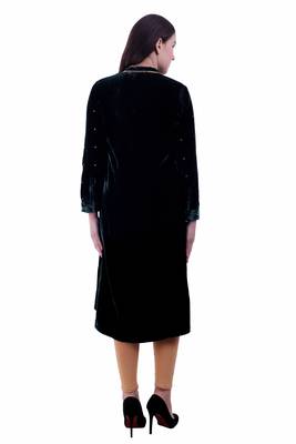 Green Embroidered Velvet Kurti 4