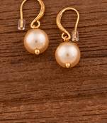 Light gold Swarovski pearls 10mm earrings one gram gold