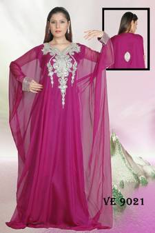 Magenta embroidered georgette islamic kaftans