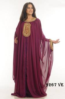 Magenta embroidered georgette islamic kaftans
