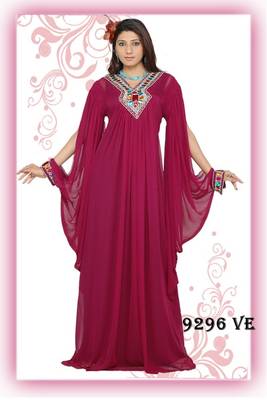 Magenta embroidered georgette islamic kaftans 1