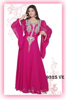 Magenta embroidered georgette islamic kaftans