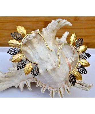 Modern Black Gold Ear Cuffs 1