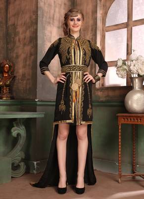 Black Embroidered Crepe Islamic Kaftans 1