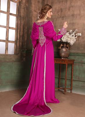 Pink Embroidered Crepe Islamic Kaftans 3