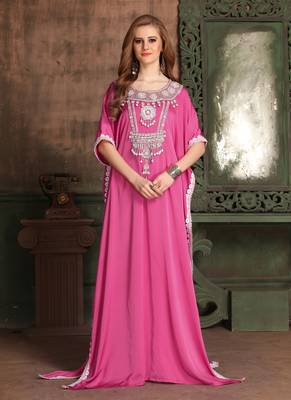 Pink Embroidered Crepe Islamic Kaftans 1