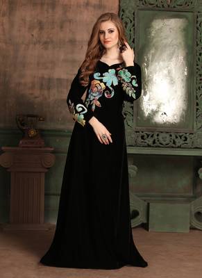 Black Embroidered Velvet Islamic Kaftans 2