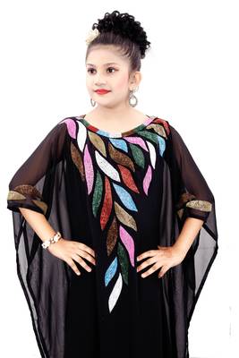 Black Georgette Embroidered Zari Work Islamic Kaftan For Girls 4