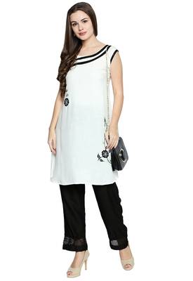 Ishin Black Rayon Solid Women's flared palazo 2
