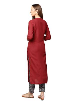 Maroon embroidered viscose palazzo kurta 2