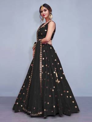 Black embroidered semi  stitched lehenga 3