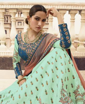 Sea Green Embroidered Silk Semi Stitched Lehenga 3
