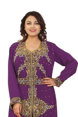 Magenta Georgette Embroidered Zari Work Kaftan 1