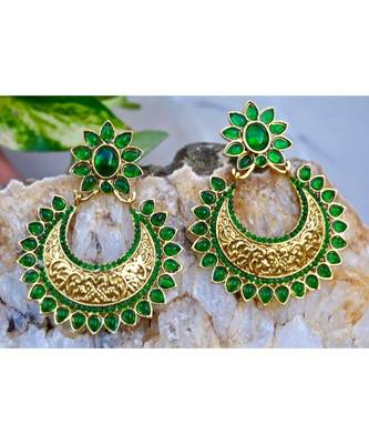 Green Kemp Chand Bali Earrings 1