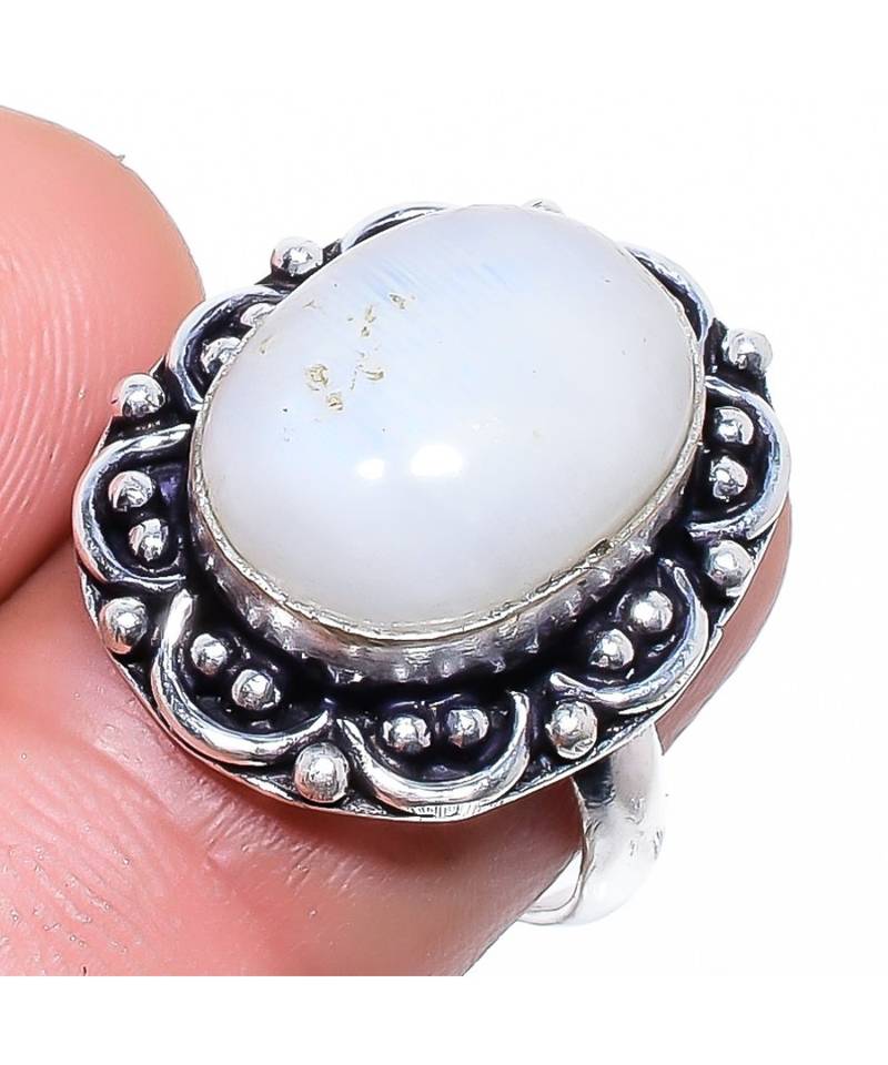 Rainbow Moonstone Gemstone Silver Jewelry Ring Size 7