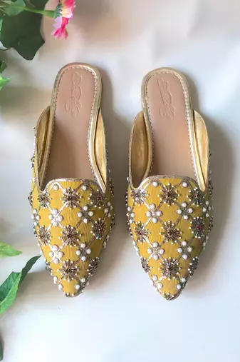 Slip on Pointed loafers with soft Gold cushioning sole